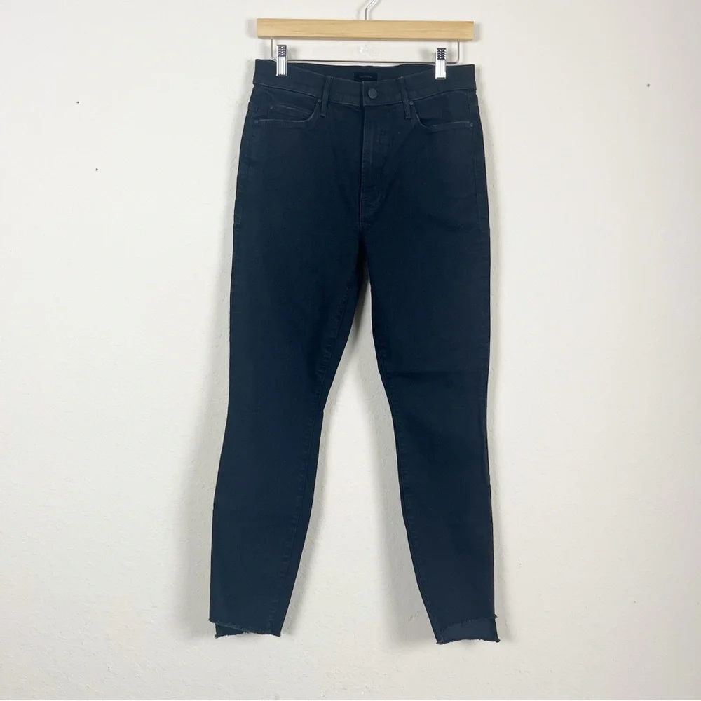 Mother The Stunner Zip Ankle Step Fray Jeans In Not Guilty Black Size 27